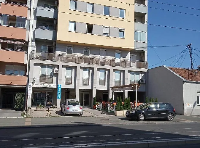 아파트 Vlado Vs *